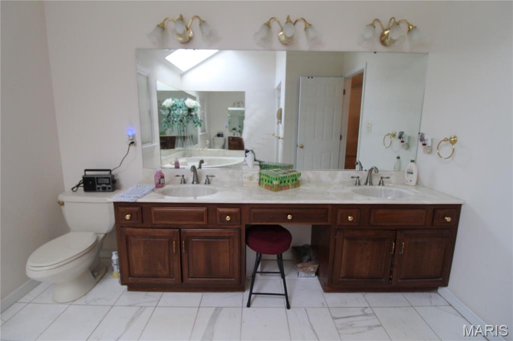 Worthington Oaks - Residential