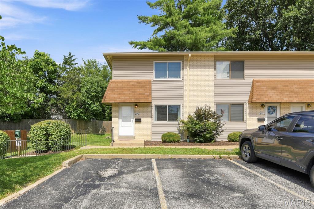 Burtonwood Manor 2 Condo - Residential