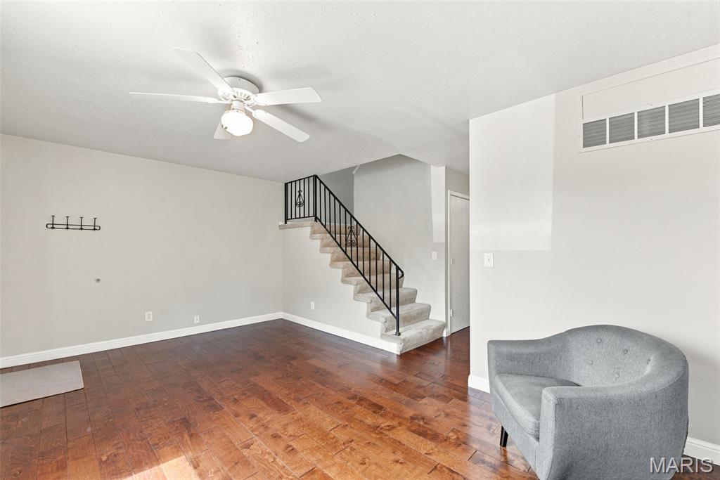 Burtonwood Manor 2 Condo - Residential