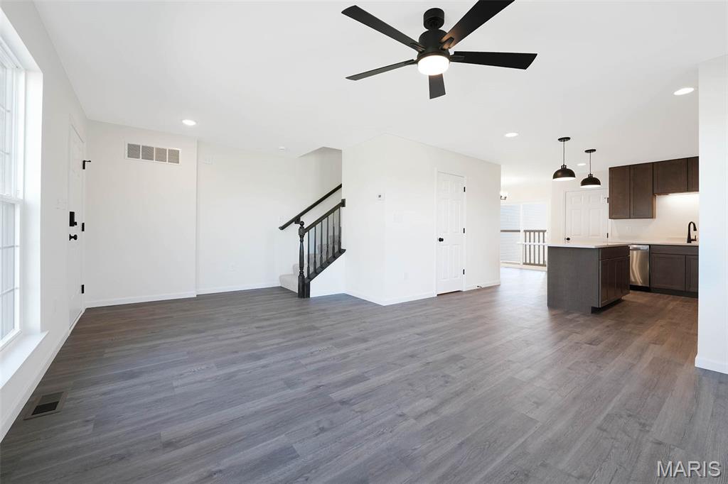 Harvest Townhomes 162 - Residential