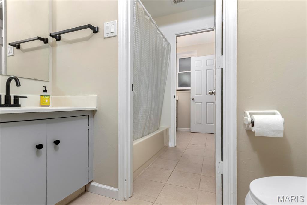 Second Floor/Waterman-Pershing - Residential