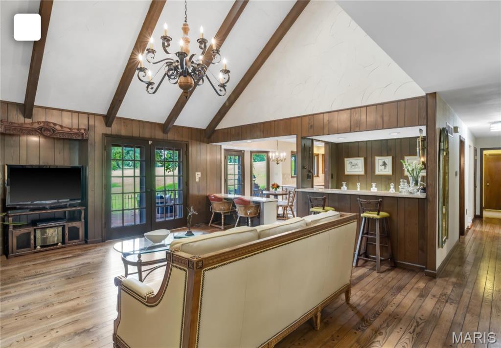 Meadowbrook Country Club Estates - Residential