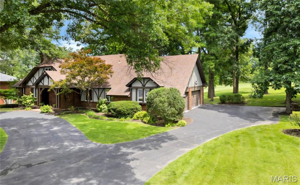 Meadowbrook Country Club Estates - Residential