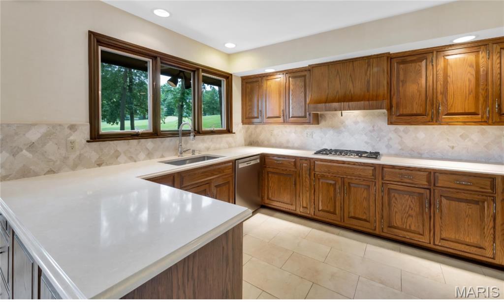 Meadowbrook Country Club Estates - Residential