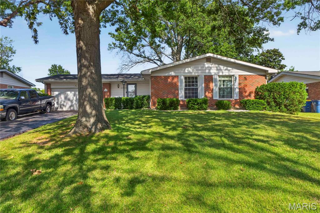 Welcome home to this charming 3-bedroom, 2-bath residence offering comfort, functionality, and plenty of space to enjoy. Freshly painted throughout, this home is move-in ready with a bright and inviting feel. The primary suite features a private en suite bathroom, creating the perfect retreat at the end of the day. A dedicated dining room provides an ideal space for family dinners or entertaining guests, while the attached garage adds everyday convenience. Downstairs, the basement offers additional storage or the opportunity to create extra living space to fit your needs. Step outside to enjoy the spacious backyard, perfect for relaxing, gardening, or hosting gatherings.
Whether you're a first-time homebuyer or looking for your next home, this property combines practical features with great potential. Don't miss your chance to make 14010 Sunland Drive your new address!

Showings to begin Sunday (07/26/26) from 1-3 P.M. at the open house.