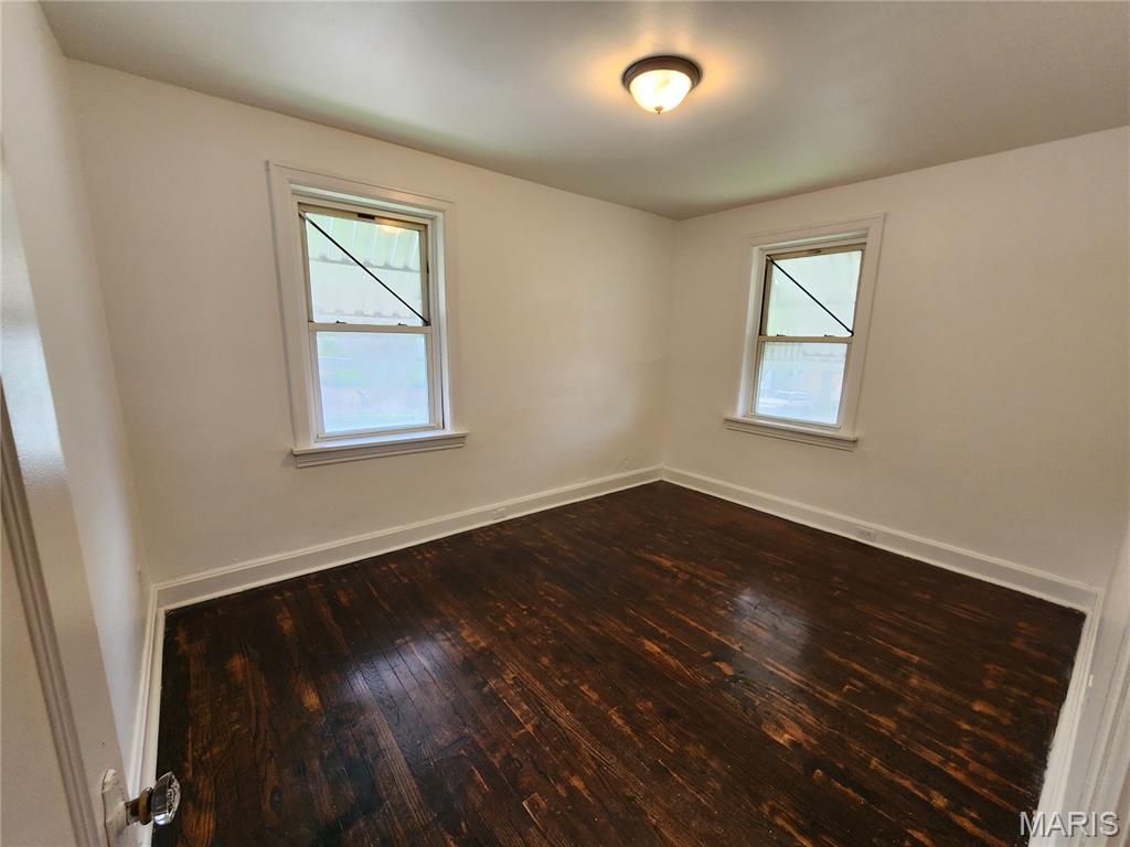 Russells Add 05 - Residential Lease