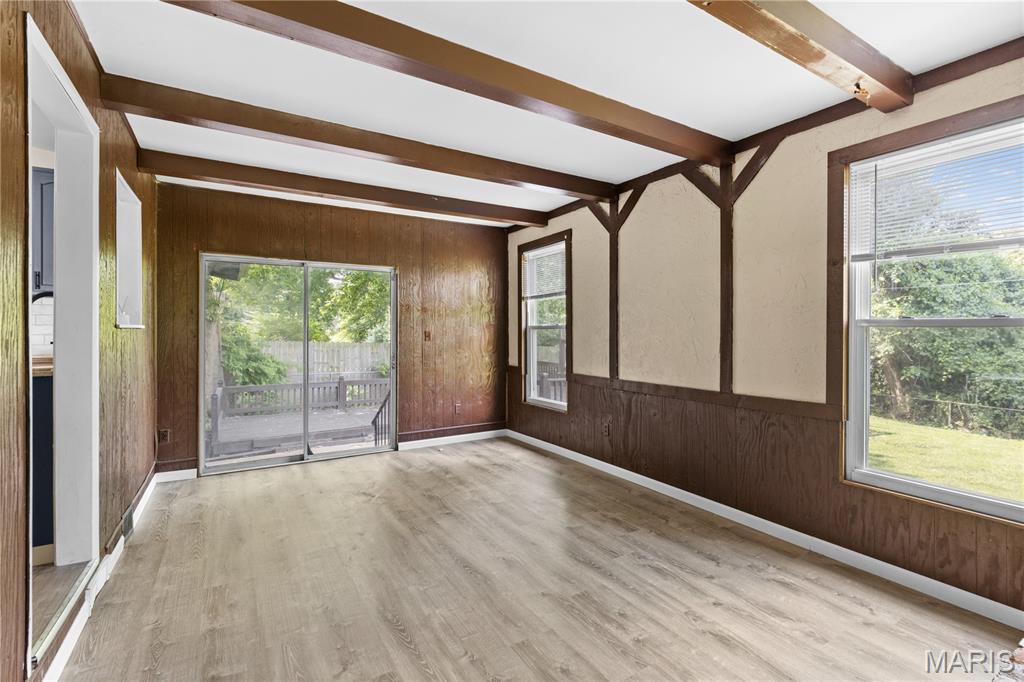 Thunderbird Manor 2 - Residential