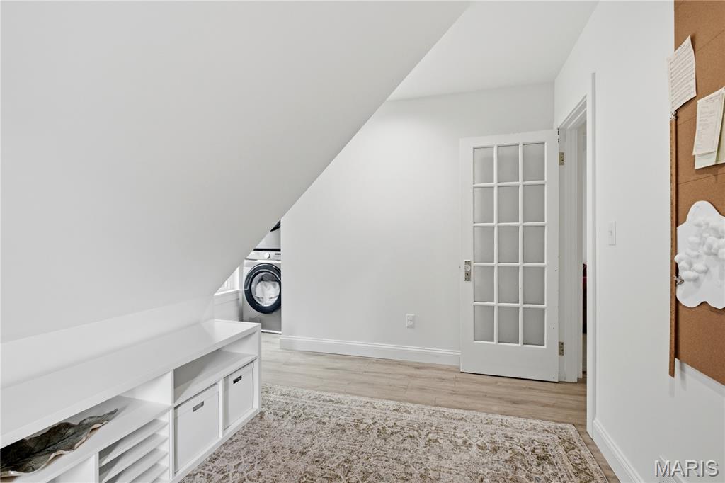 Hollywood Webster - Residential