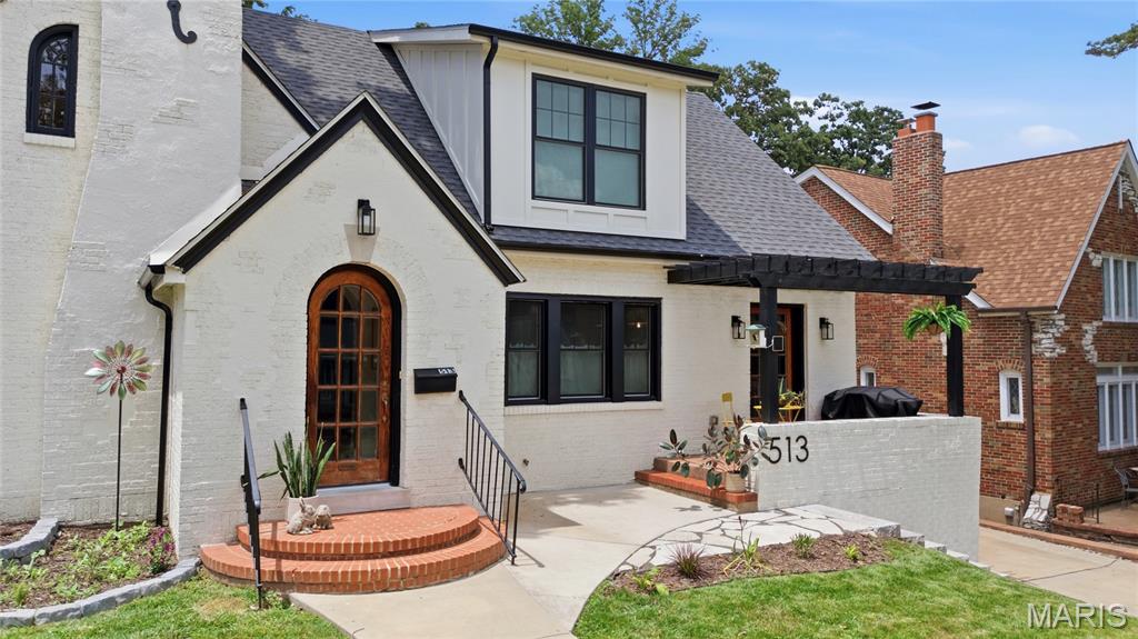 Hollywood Webster - Residential