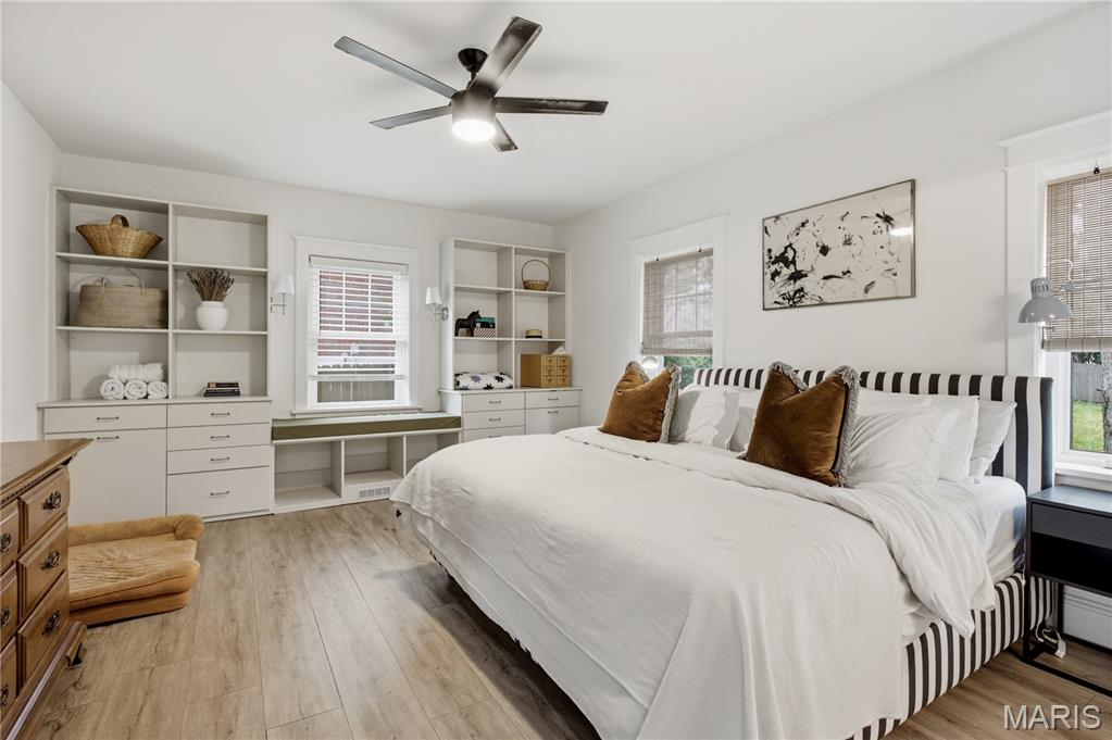 Hollywood Webster - Residential