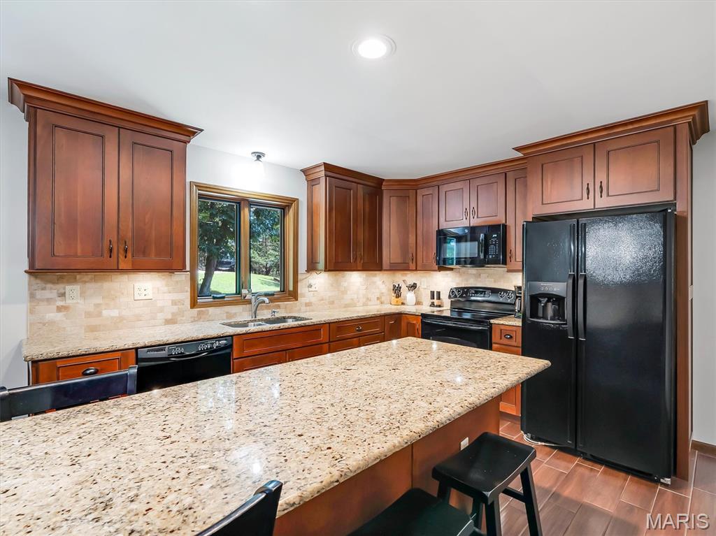 Lakewood Hills Gem Lake Add - Residential