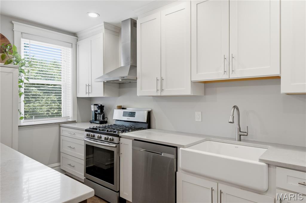 Russell Place Add - Residential