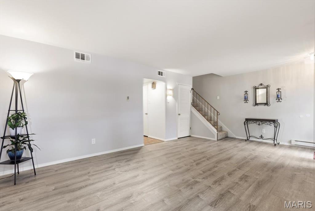 Sakura Gardens Condo - Residential