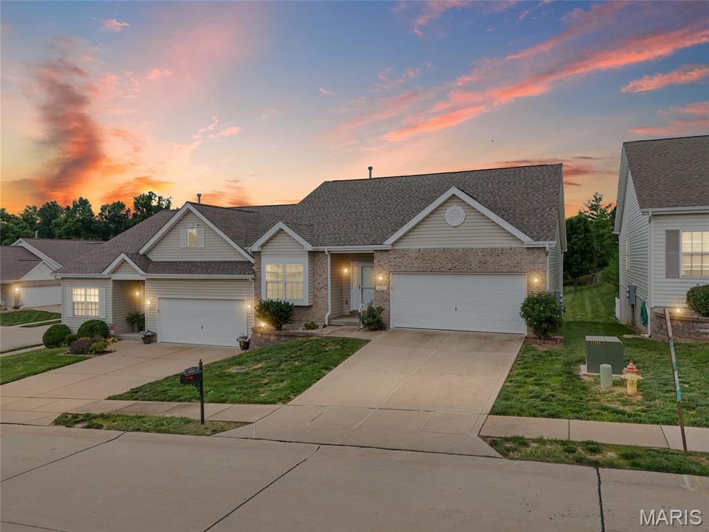 Villas/Windcrest 01 - Residential