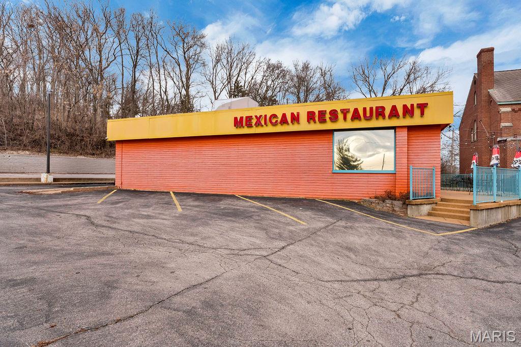 Western Plaza Add - Commercial Sale
