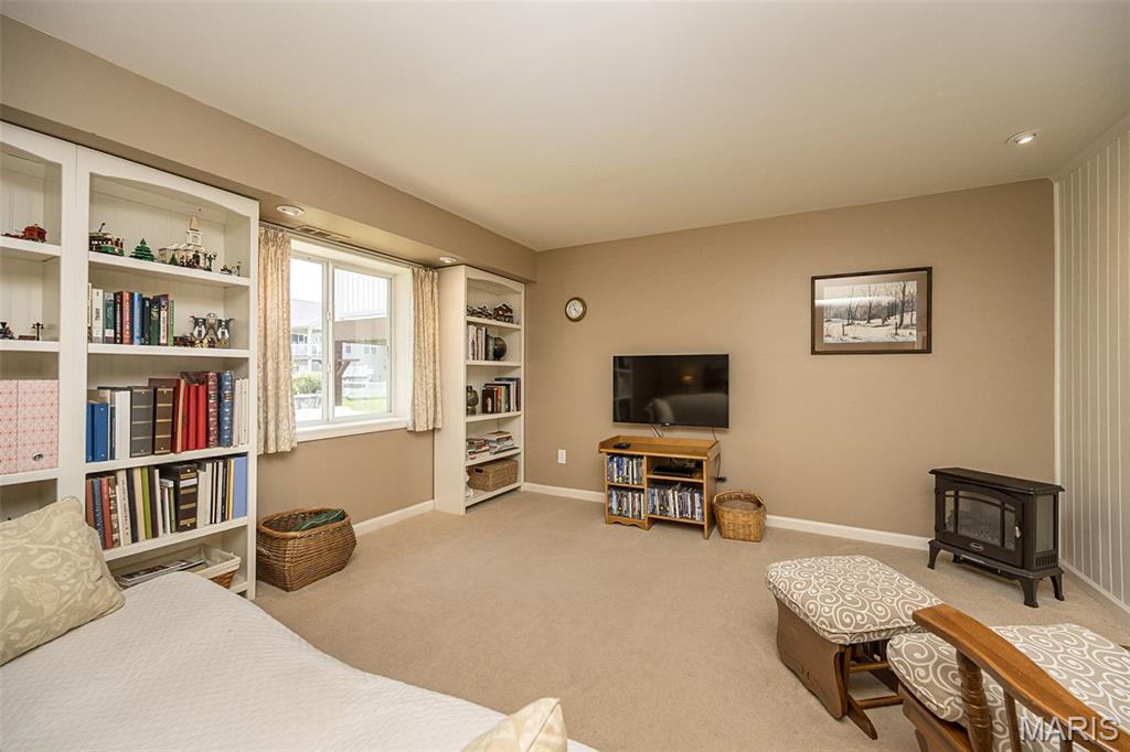 Sawyers Rdg - Residential