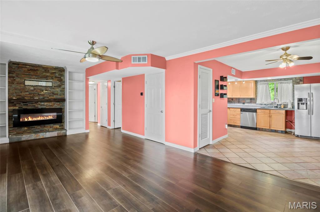 Shaws Garden West 2 - Residential