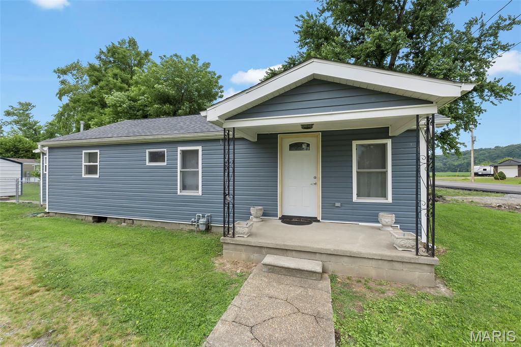 Fresh, updated, and ready for you! This completely remodeled home in Delta offers easy living with stylish updates throughout. Enjoy a fenced-in yard with plenty of room for pets, play, or backyard hangouts, plus a small shed for extra storage. With the major updates already done, all that’s left to do is move in and make it yours!