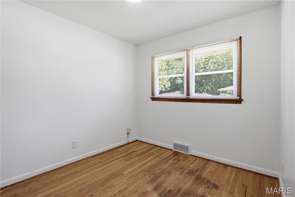 Elmdale Manor One - Residential