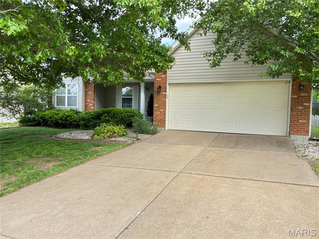 Great opportunity in a prime O’Fallon location near Highway 364 and Highway K! This ranch home features main floor laundry, 3 large bedrooms, 2 spacious bathrooms, dining area, large great room with vaulted ceiling and fireplace, open floorplan layout, and a large, private, fenced backyard. Major updates include a 3-year-old roof, HVAC system, and water heater. Perfect opportunity for a buyer looking to remodel and build instant equity.