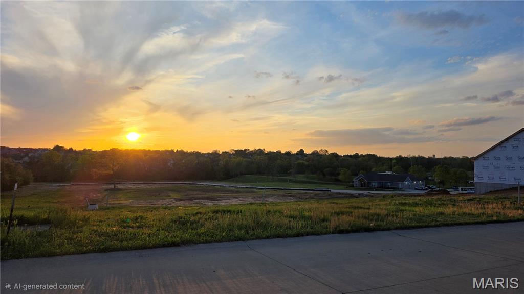 Looking for that perfect place to build your new home?  Here it is! This lot is located in beautiful Stone Crest subdivision in lovely, historic Washington. You'll enjoy the quiet, scenic neighborhood and still be in close proximity to shopping, dining, entertainment and more.  Easy access to I-44 for commuting as well.