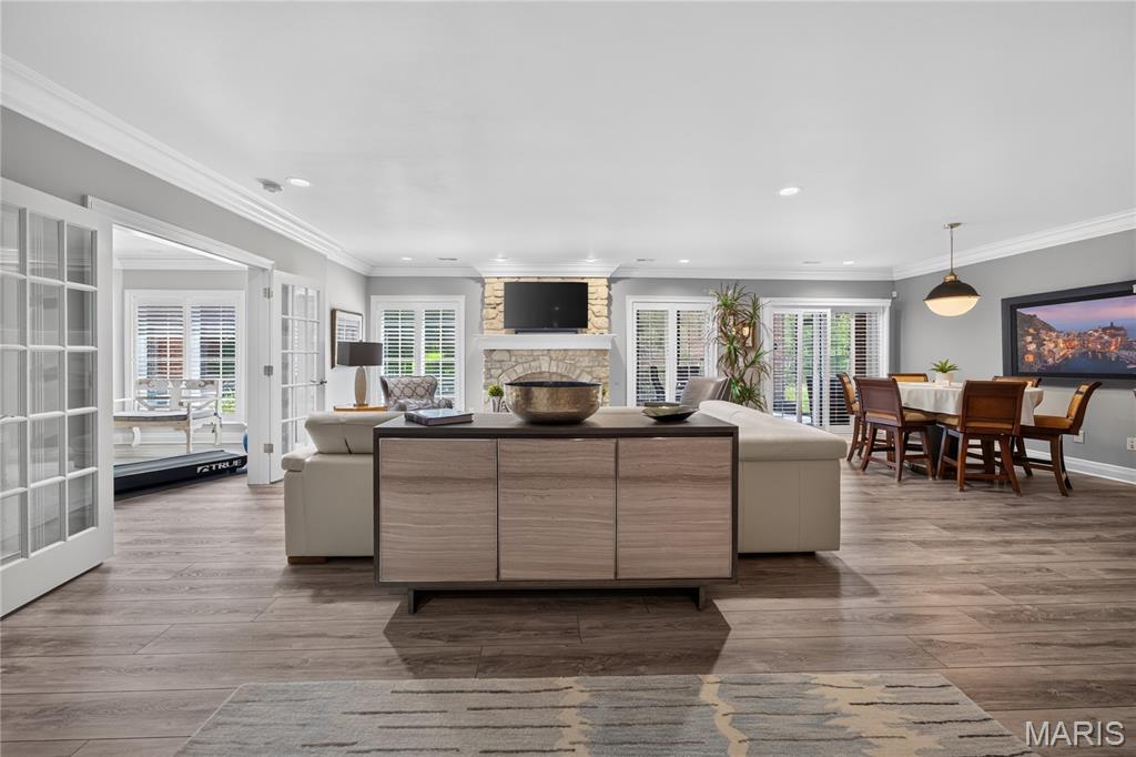 August Hill On Conway One - Residential