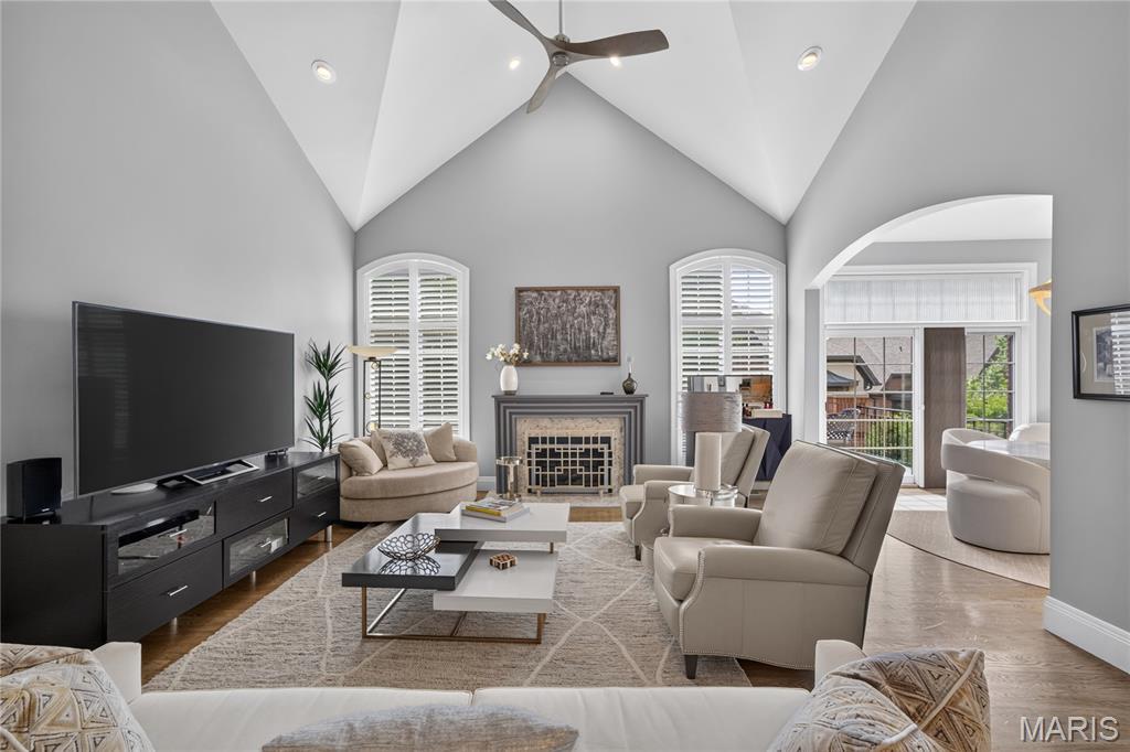August Hill On Conway One - Residential