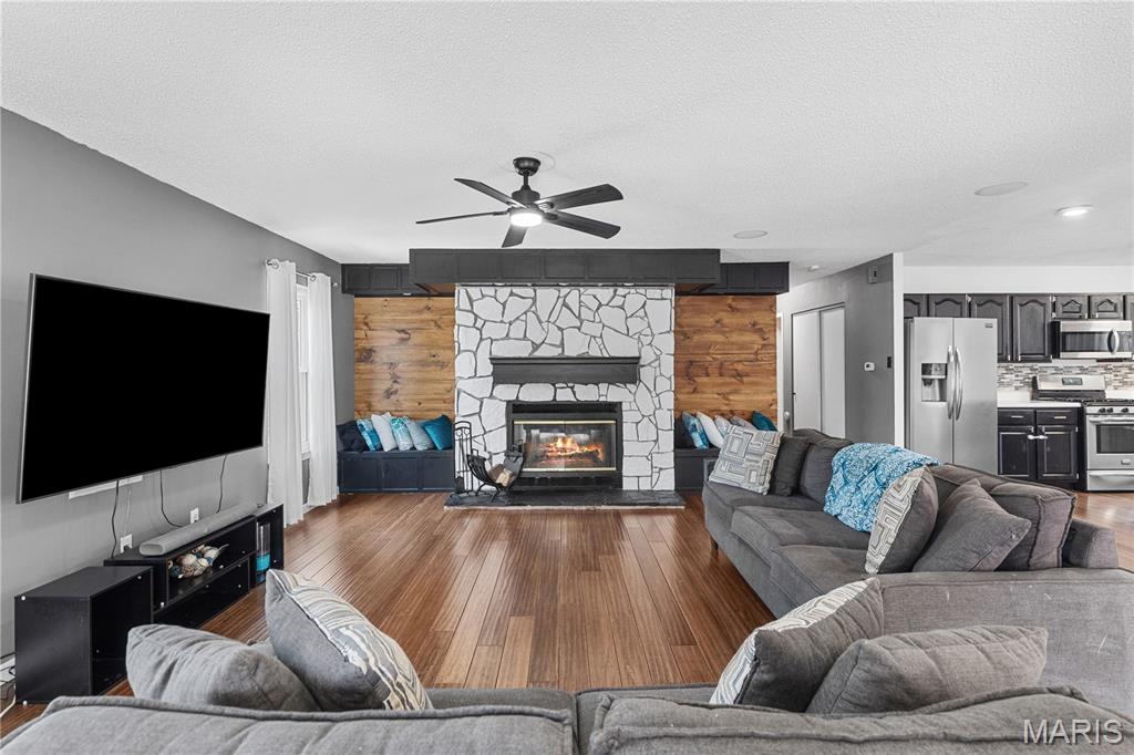 Fox Lake Meadows 2 - Residential