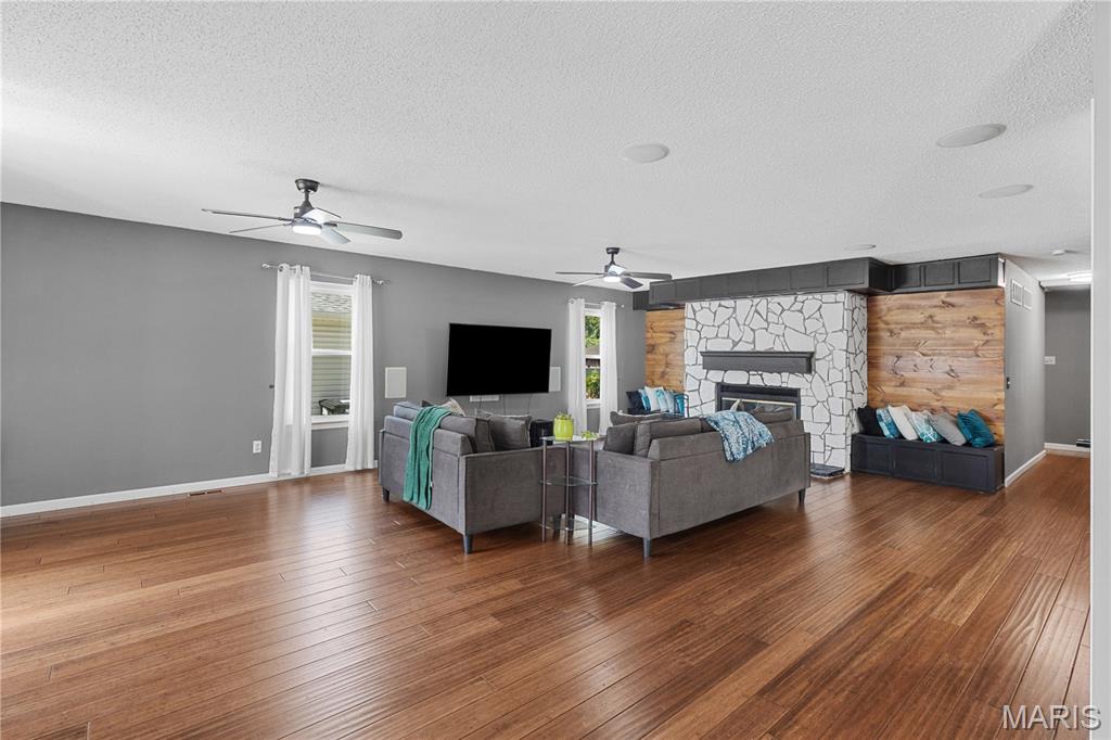 Fox Lake Meadows 2 - Residential