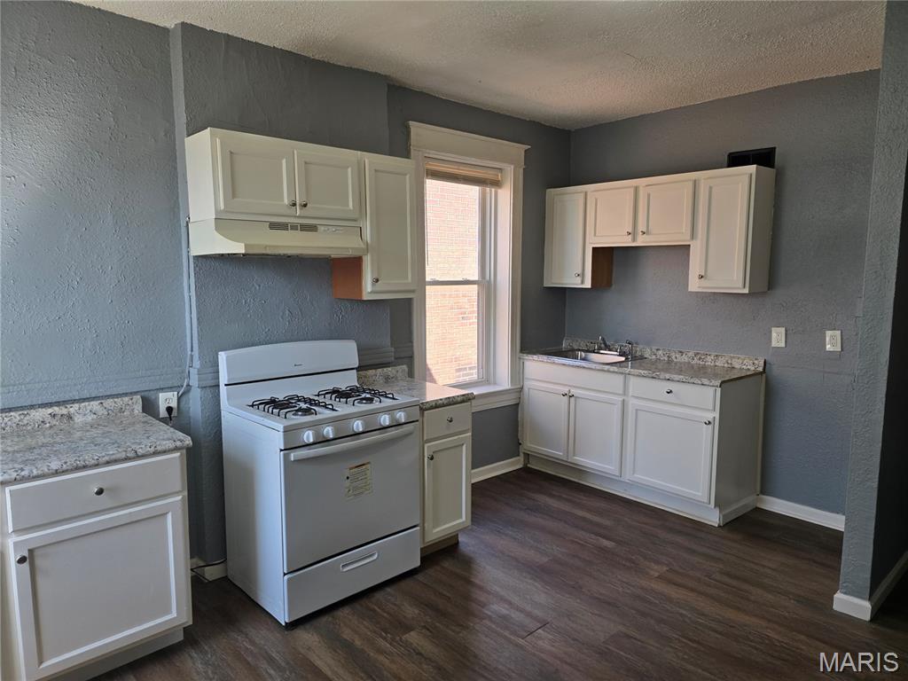 Halls Place Add - Residential Income