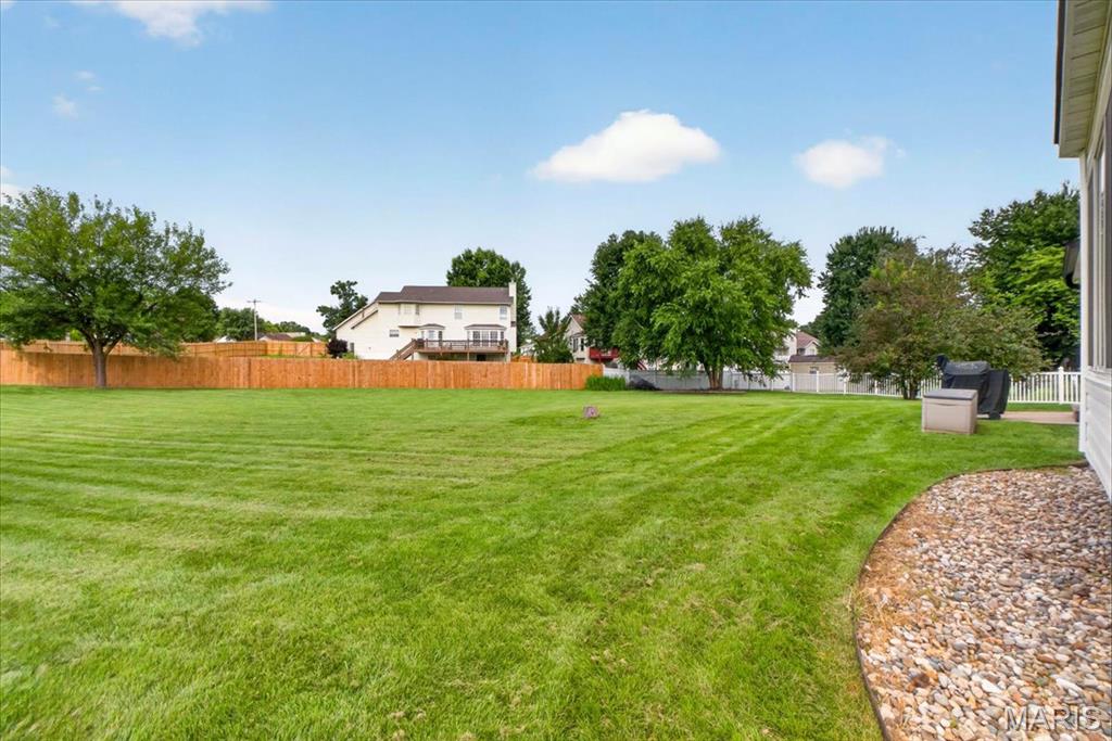 Country Crossing Manor #2 - Residential