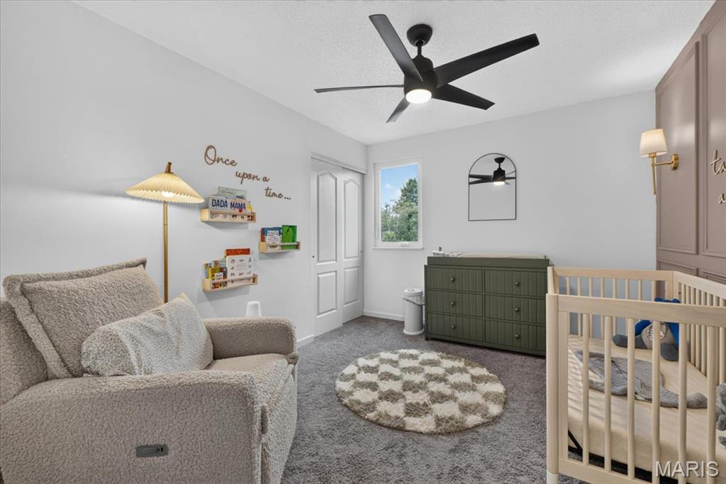 Country Crossing Manor #2 - Residential