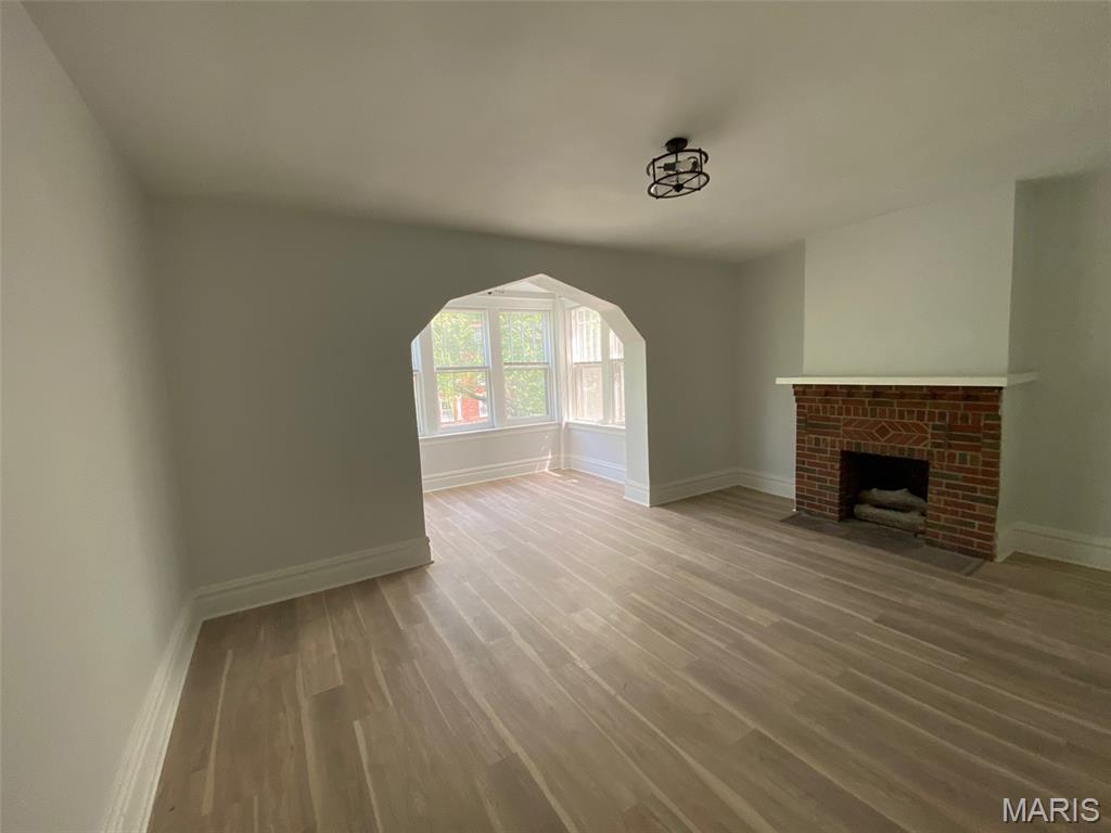 Available June 1, 2026
Remodeled apartment unit in three-family building
!!! PARTIALLY FURNISHED !!!
Close to Washington University.  Three bedrooms 
Upgrades include:
- Newer Kitchen (2022)
- Updated Bath
- Newer Carpet or Laminate Flooring
- Newer Windows
- Central Air
- Free Laundry Facilities in Unit
- Limited Off-street Parking
- Storage Lockers in Basement
- Fenced Yard
One-year lease and security deposit required.
Owner pays for water, sewer and trash collection. Renters are responsible for gas and electric.
Pets are negotiable. Representative photos are of other units in the building.