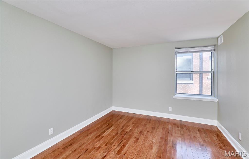 Traymoor 03 Condo - Residential Lease
