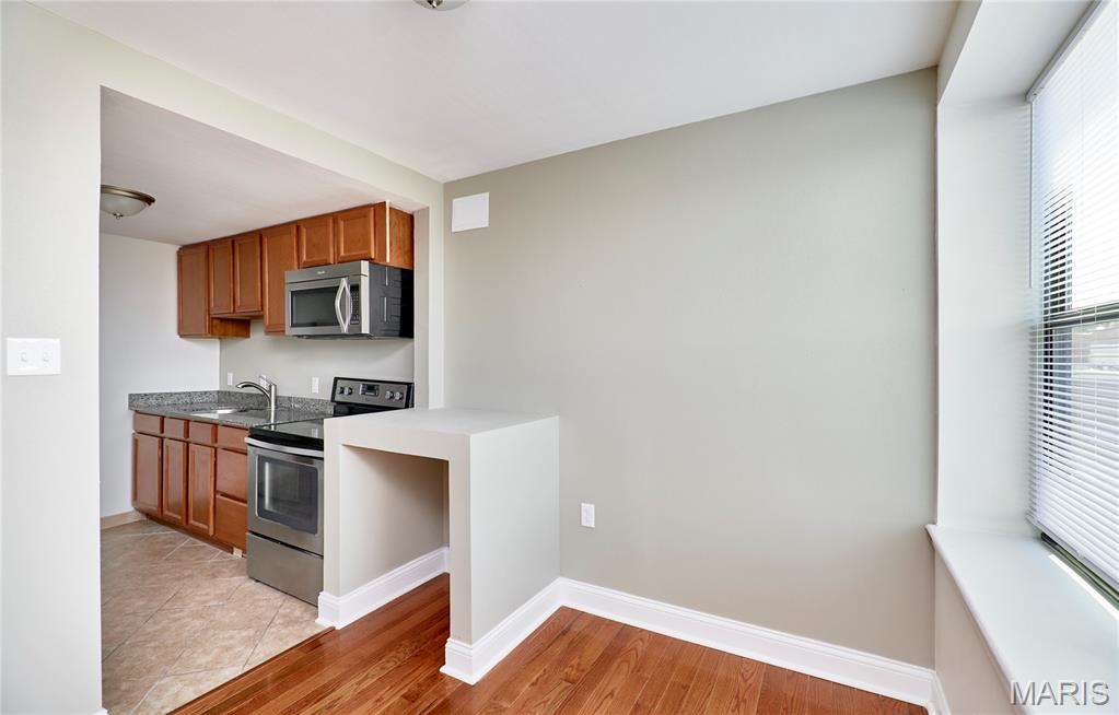 Traymoor 03 Condo - Residential Lease
