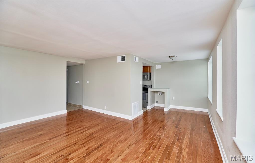 Traymoor 03 Condo - Residential Lease