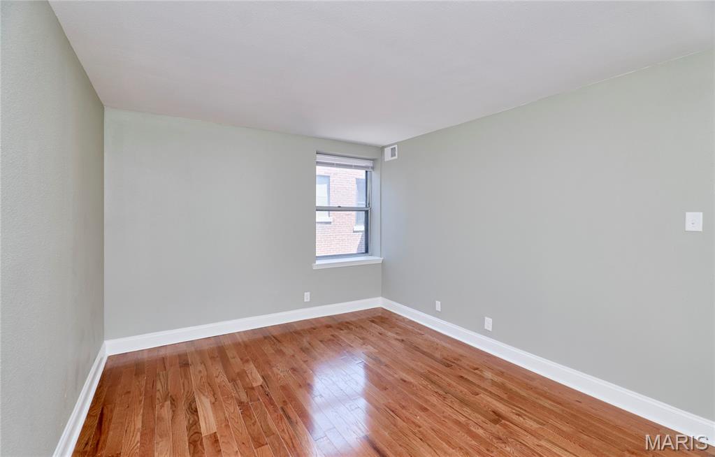 Traymoor 03 Condo - Residential Lease