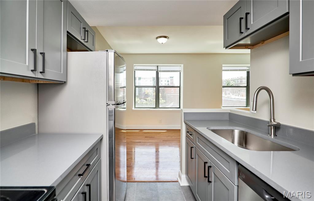Traymoor 03 Condo - Residential Lease