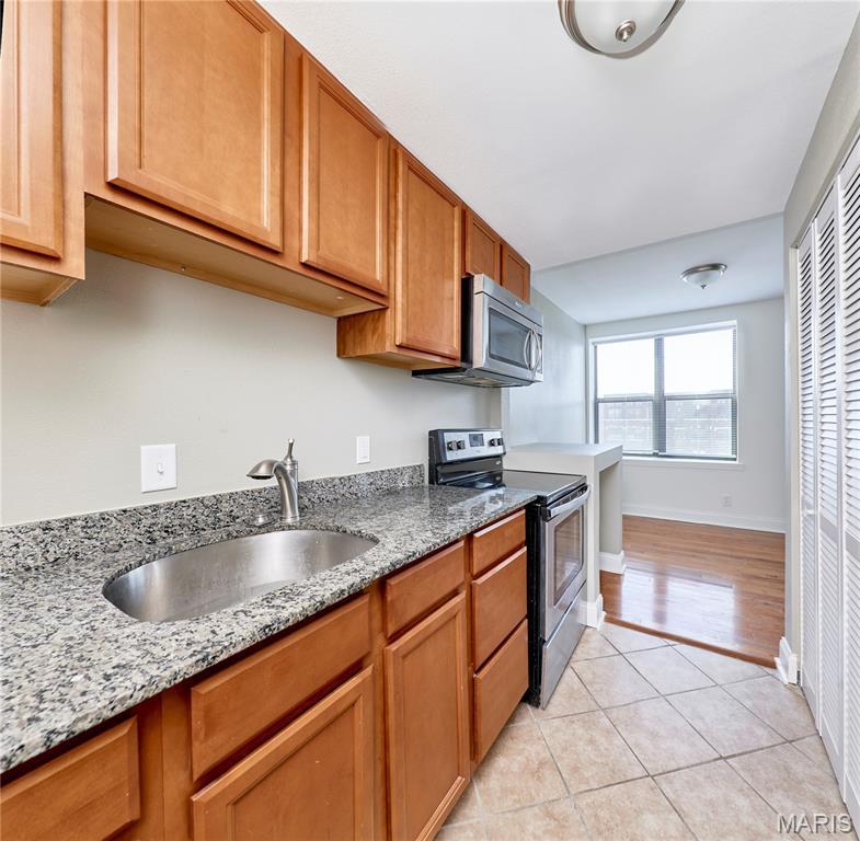 Traymoor 03 Condo - Residential Lease