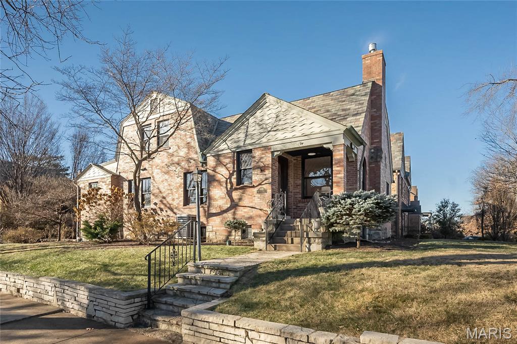 Davis Place - Residential