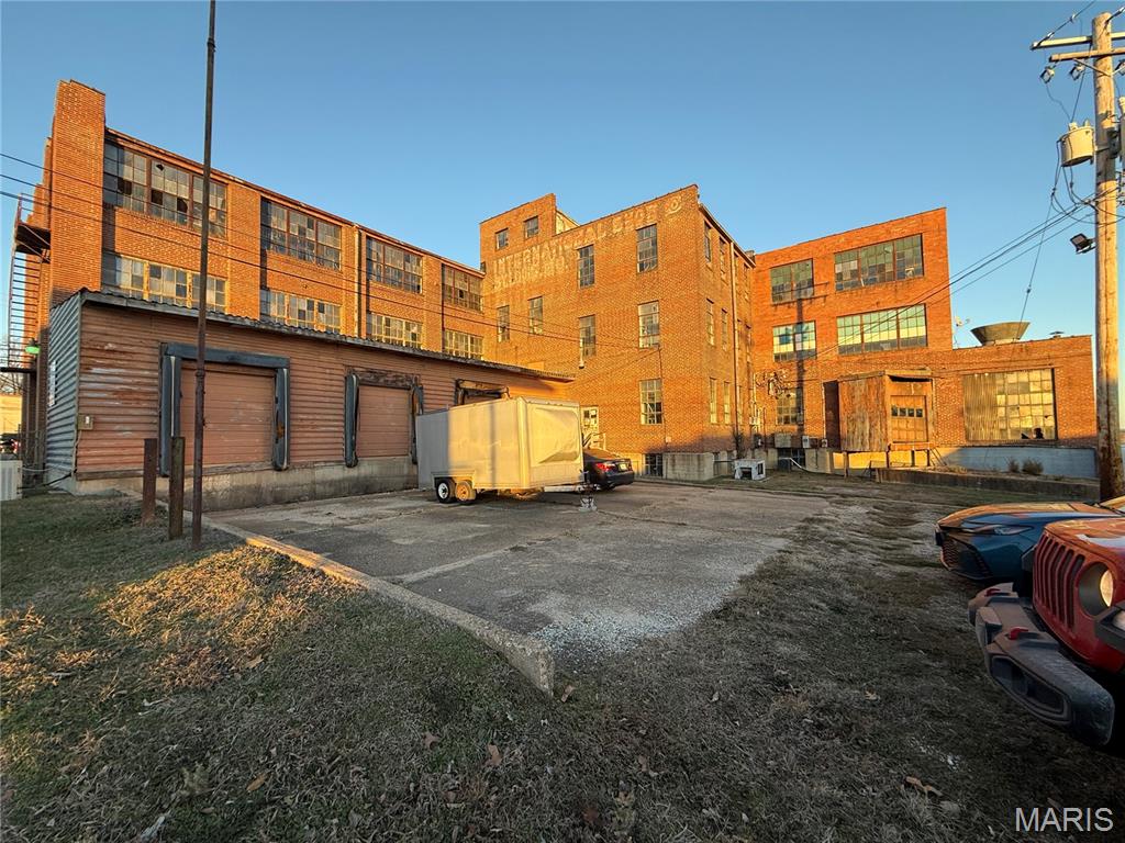 G W Smiths - Commercial Sale