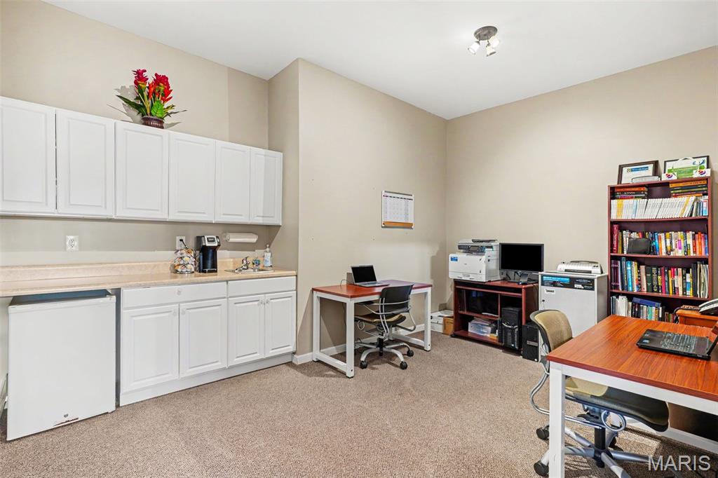 Office Villas At Creekside - Commercial Sale