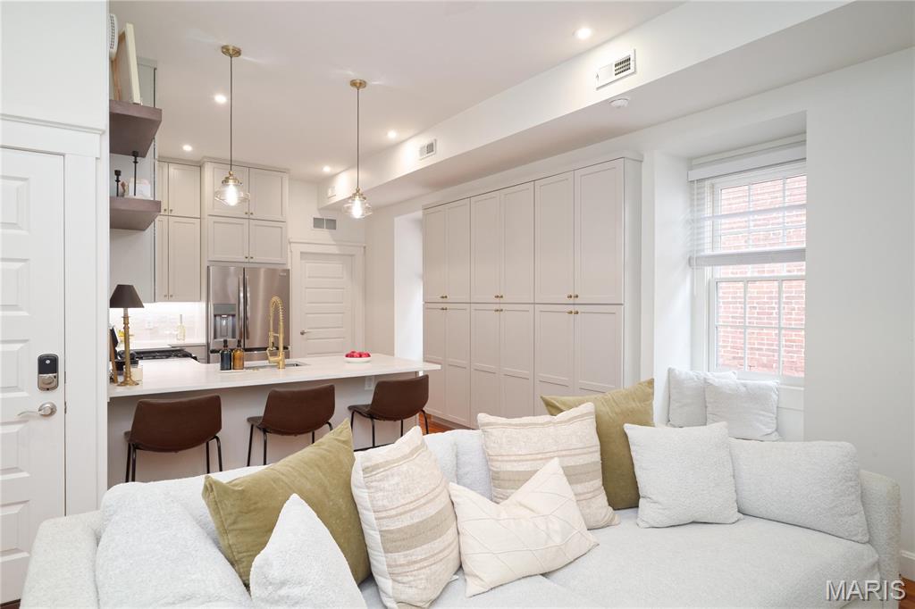 Soulard - Residential Income