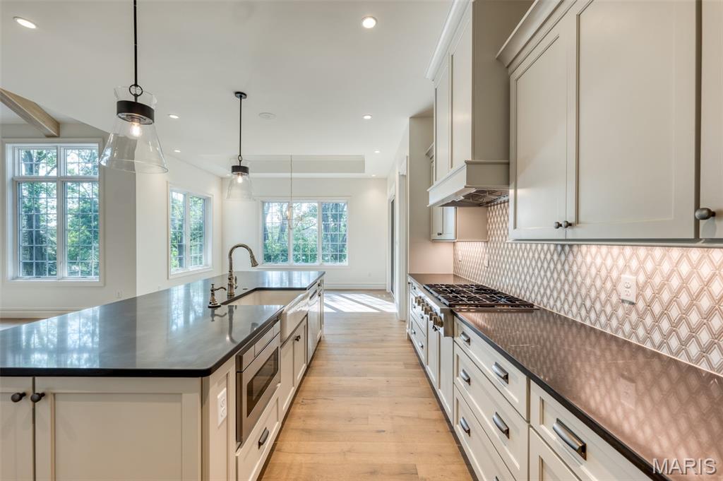 Thornhill Estates - Residential