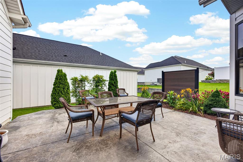 Courtyards At Barathaven - Residential