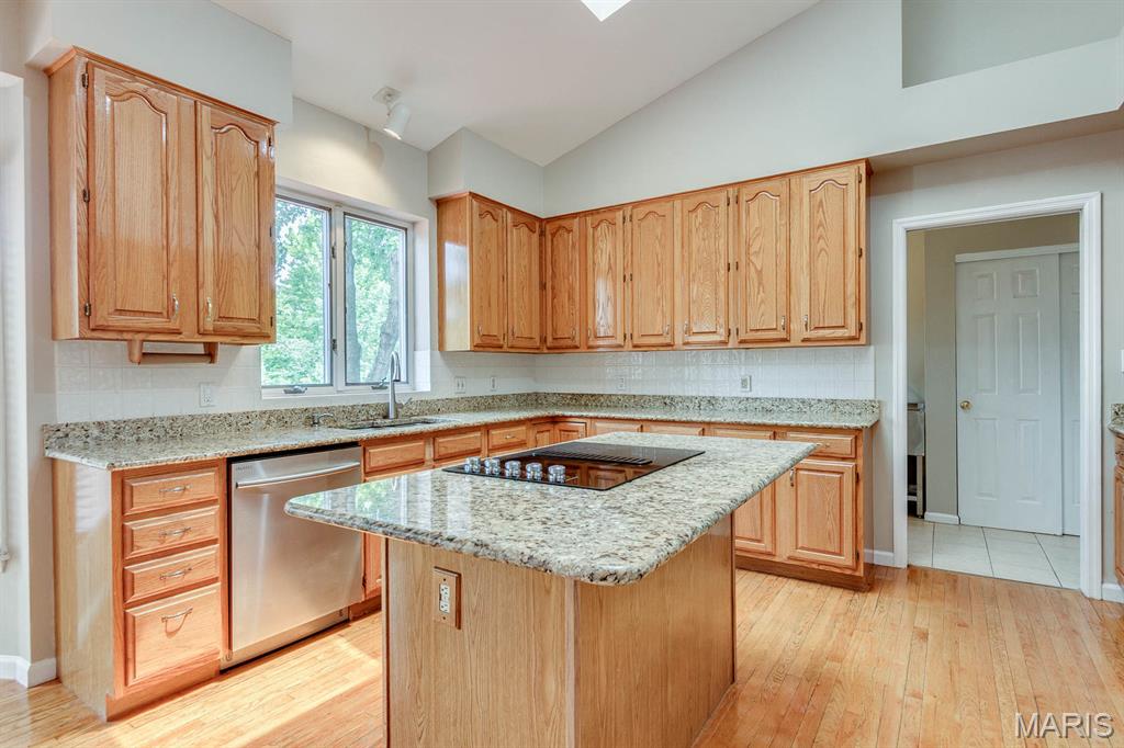 Turnberry Place - Residential