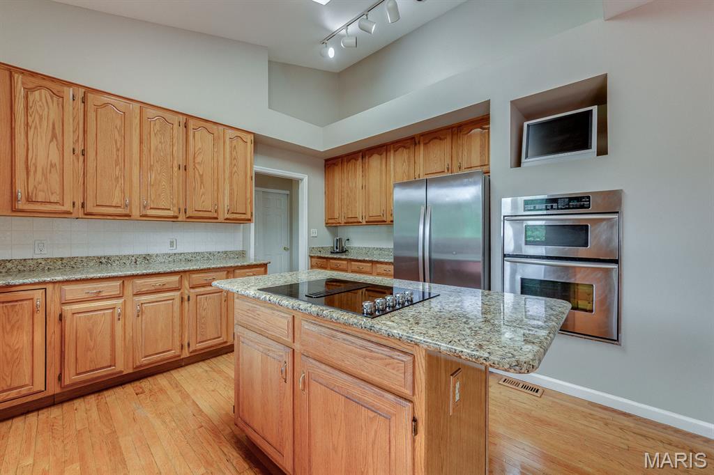 Turnberry Place - Residential