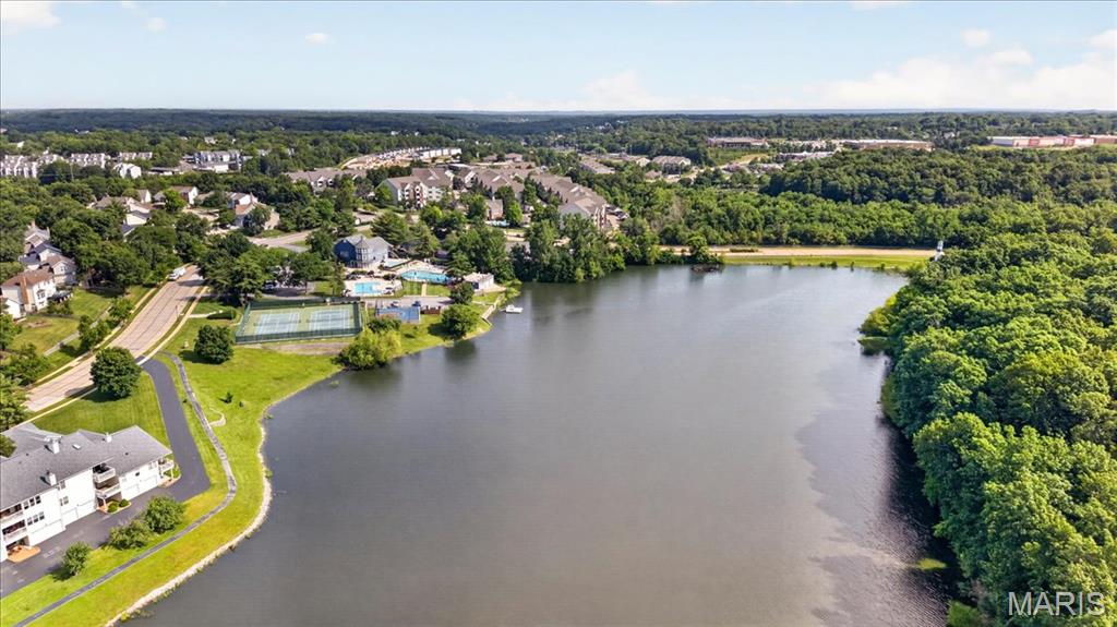 Cove At Lake Chesterfield The - Residential