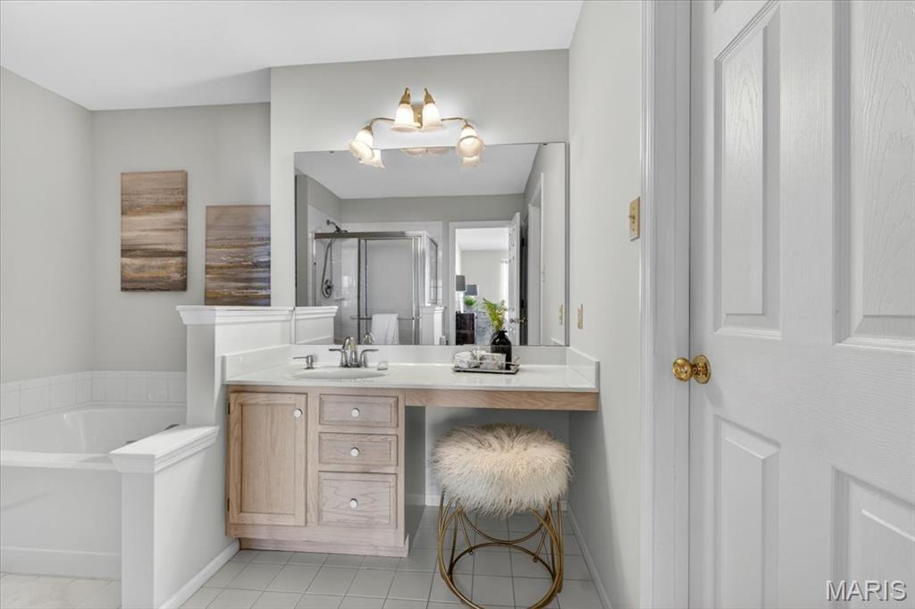 Cove At Lake Chesterfield The - Residential