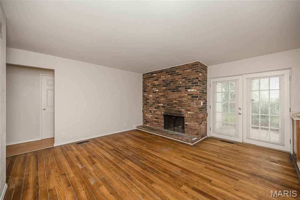 Mayer Wedgwood Green Pheasant Run - Residential